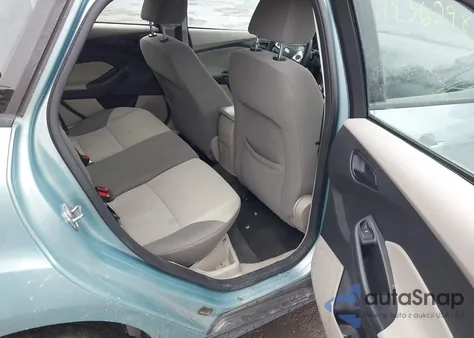 2012 Ford Focus Se z USA, uszkodzony, nr VIN 1FAHP3K23CL459949